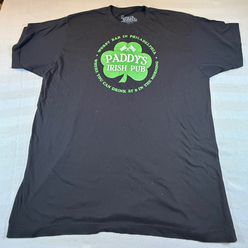 Always Sunny in Philadelphia Paddys Irish Pub Tee Black XL Ripple Junction 2538